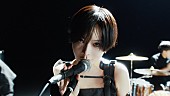 「ポルカドットスティングレイ、新曲「アウト」自身初となる全編演奏シーンのみで構成されたMV公開」1枚目/2