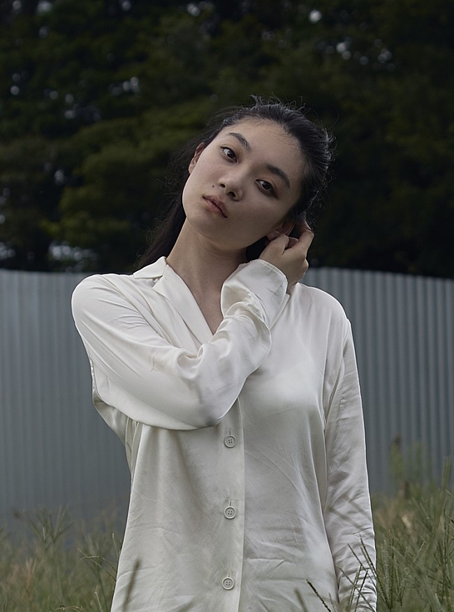 「『天気の子』の“歌声”も称賛された俳優・三浦透子、初ワンマンをビルボードライブで開催」1枚目/3