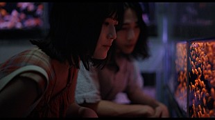 「Mega Shinnosuke、新曲「ふたりの映画」飾らない男女のリアルな関係性を描いたMV公開」