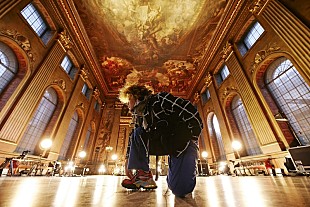 「Vaundy、ロンドンで収録したオリジナルライブを全国劇場公開」