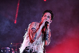 「【SUMMER SONIC 2024】マネスキン、大音量のロックプレイと開放感に身を委ねた東京初日」