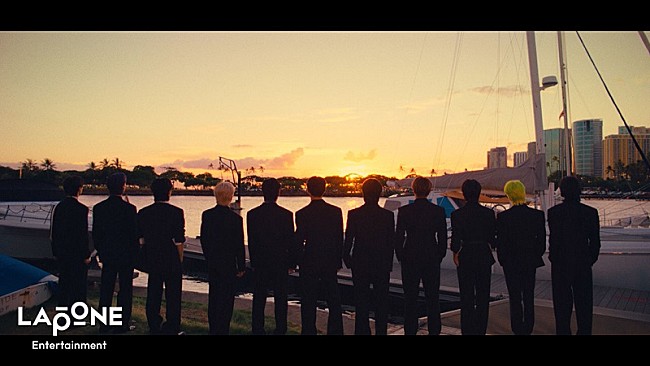 「JO1が初のハワイでMV撮影、ロードムービーのような「WHERE DO WE GO」MV公開」1枚目/7