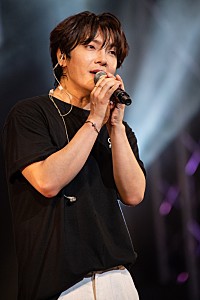 超新星、幸せに包まれた日本デビュー15周年記念ライブ 新作『HEAVEN