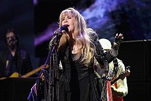 「スティーヴィー・ニックス、“友人”テイラー・スウィフトに続き民主党ハリス候補への支持表明」