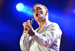 「モリッシー、ザ・スミスのベスト盤のリリースをジョニー・マーが“阻止”したと主張」