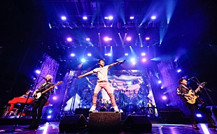 「ジャーニーのアーネル・ピネダ、ライブでの批判を受けて脱退の判断をファンに委ねる」