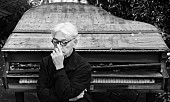 「坂本龍一、【playing the piano europe 2009 - Limited Edition】一夜限りプレミア上映決定」1枚目/3