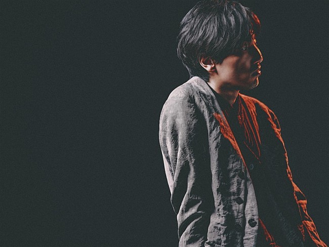「SawanoHiroyuki[nZk]、ベストアルバム『bLACKbLUE』発売日にスタジオライブ公開」1枚目/3