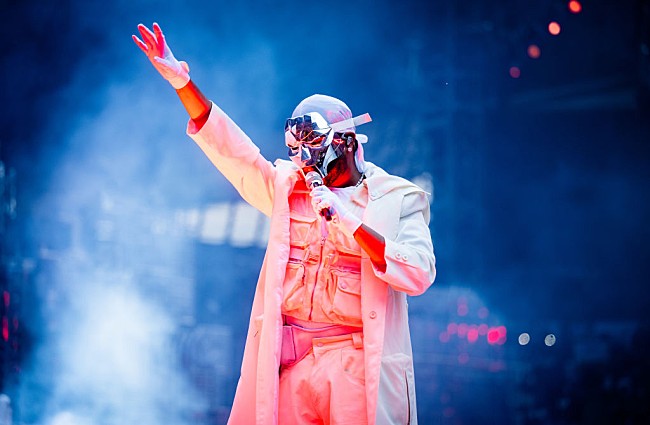 「ザ・ウィークエンド、プレイボーイ・カルティとのコラボ「Timeless」のMV公開」1枚目/1