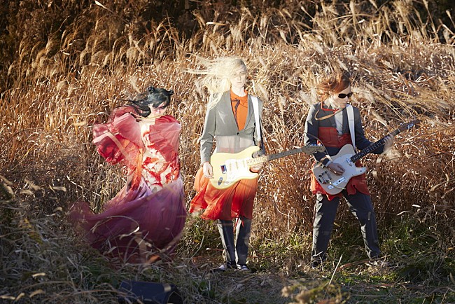 「春ねむり、Frost ChildrenとのコラボEPより「Burn」MV公開」1枚目/2