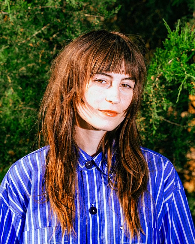 「フェイ・ウェブスター、新曲「After The First Kiss」のMV公開」1枚目/1