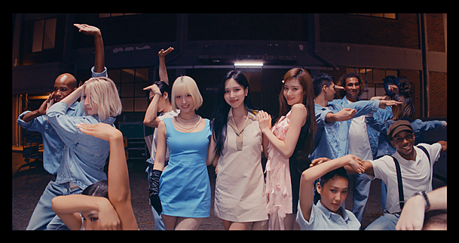 「MISAMO、安室奈美恵のカバー曲「NEW LOOK」MV公開」1枚目/3