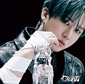 「Stray Kids アルバム『GIANT』FANCLUB会員限定盤
Changbin」6枚目/12