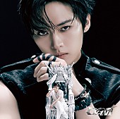 「Stray Kids アルバム『GIANT』FANCLUB会員限定盤
Lee Know」11枚目/12