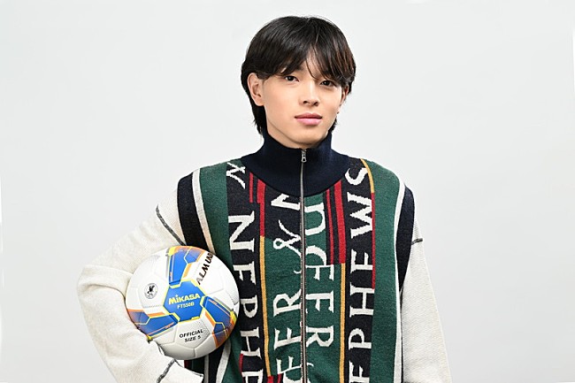 「imase、新曲「アウトライン」が【第103回全国高校サッカー選手権大会】応援歌に」1枚目/5