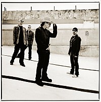 U2、「ヴァーティゴ」MVの日本語字幕付メイキング映像公開 | Daily