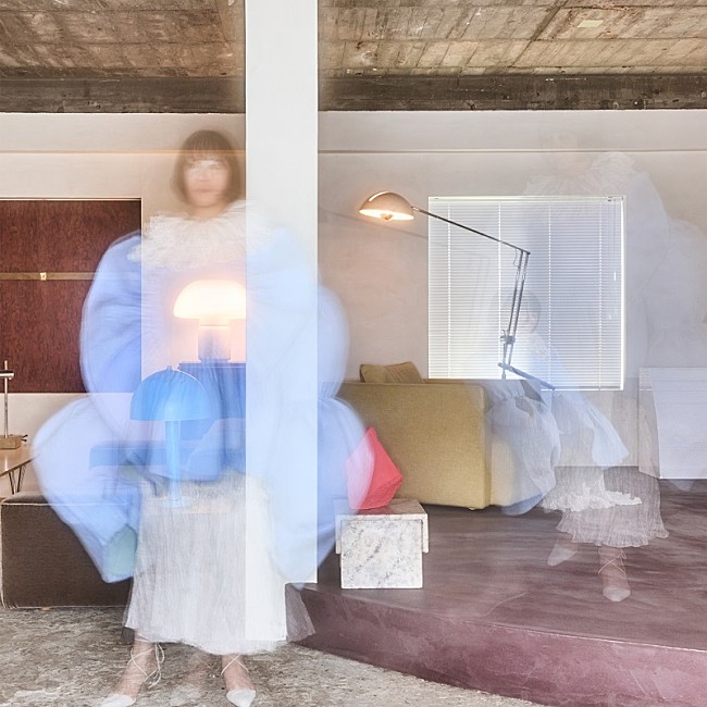 「土岐麻子、約3年ぶりニューAL『Lonely Ghost』12月発売　トオミヨウと全曲を共に制作」1枚目/2