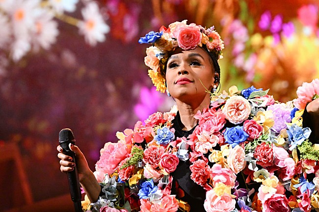 「ジャネール・モネイ、E.T.の見事なハロウィーン・コスチューム披露」1枚目/1