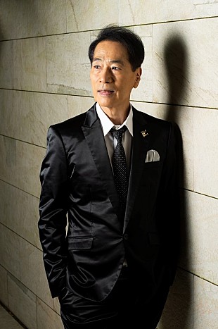 「稲垣潤一が公式YouTubeチャンネル開設、初回動画は「メリークリスマスが言えない～教会ver.」MV」