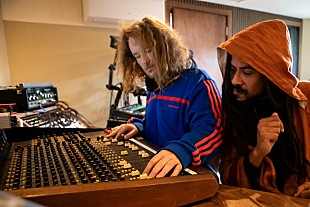 「来日ツアー目前のジョー・アーモン・ジョーンズ、『Aquarii In Dub』シリーズ第三弾EP『Sorrow』12月に発売決定」