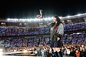 「櫻坂46、躍進した2024年の集大成を魅せたグループ4周年ライブでZOZOマリン史上最大となる72,000人を動員」1枚目/46