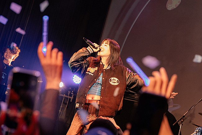 「冨岡愛が韓国に続く東京ワンマン開催、ドラマ主題歌＆東名阪ツアー発表」1枚目/5