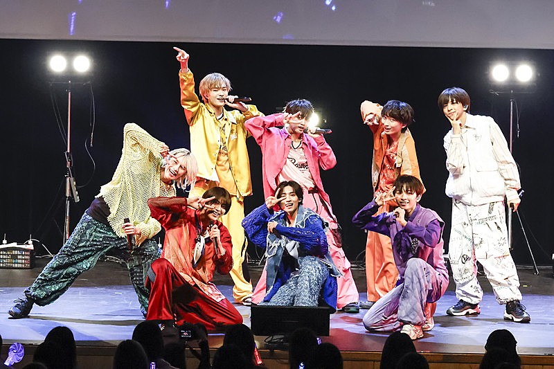 「ICEx、ニューシングル『理想郷』リリース&結成2周年記念日にワンマン開催」1枚目/2