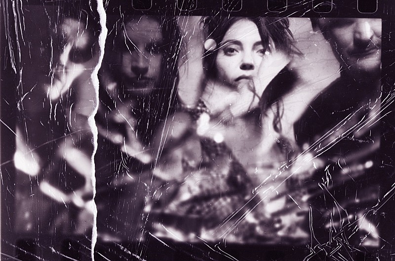 「シャロン・ヴァン・エッテン&ジ・アタッチメント・セオリー、即興で生まれた新曲「Southern Life (What It Must Be Like)」公開」1枚目/2