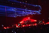 「＜ライブレポート＞LUNA SEA、バンド史上最大規模となった35周年ツアーを黒服限定GIGで締めくくる」1枚目/9