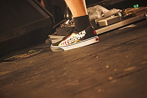 ELLEGARDEN×VANSがコラボ、フットウェア＆アパレルが登場 | Daily News