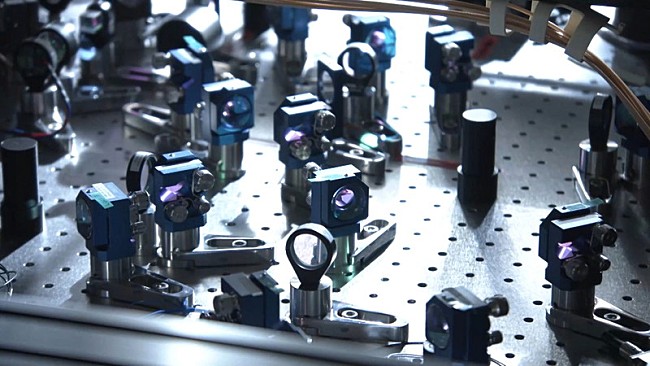 「光量子コンピューター」12枚目/12