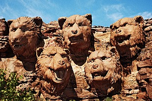 「MAN WITH A MISSION、オール新曲編成の『XV e.p.』CD発売決定　自身初のFC限定盤も」