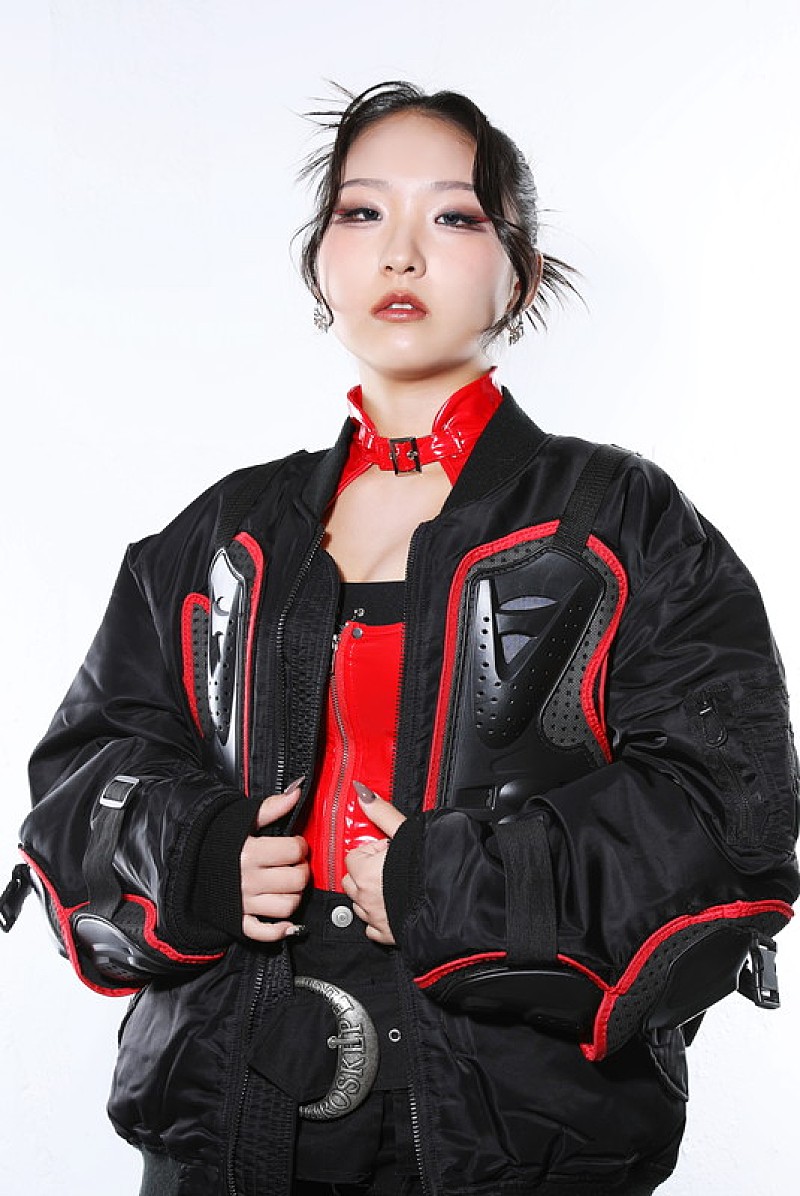 「CHIKA」3枚目/25