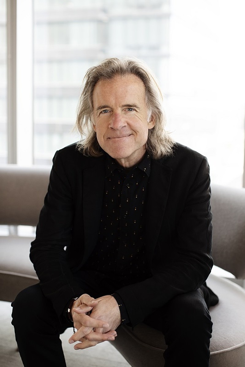 「魅力的な一家の“ありのまま”を描く…音楽映画『ドリーミン・ワイルド』より監督インタビュー到着」1枚目/3