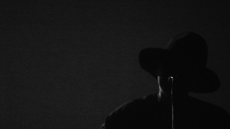 「amazarashi、アコースティックツアー【騒々しい無人 2024】より「そういう人になりたいぜ」ライブ映像公開」1枚目/4