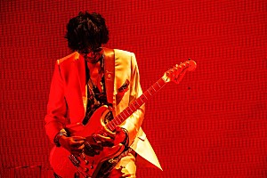 L'Arc-en-Ciel、東京ドームで【hyde誕生祭】開催 2日間で10万人を動員