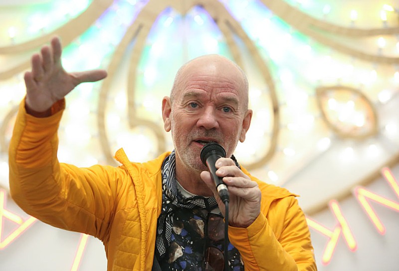 マイケル・スタイプ、極右の拡散に抗議するためMetaのボイコットを呼びかける 