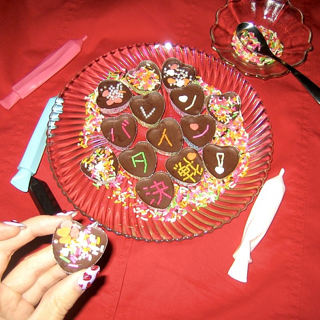 「乃紫、昭和歌謡“レトロポップサウンド”の新曲「バレンタイン決戦」配信リリース」1枚目/2