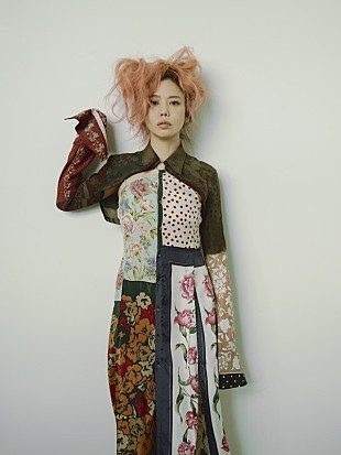 「Chara、特別編成バンドと届けるライブ＆ピアノマンと組むライブを4月開催」