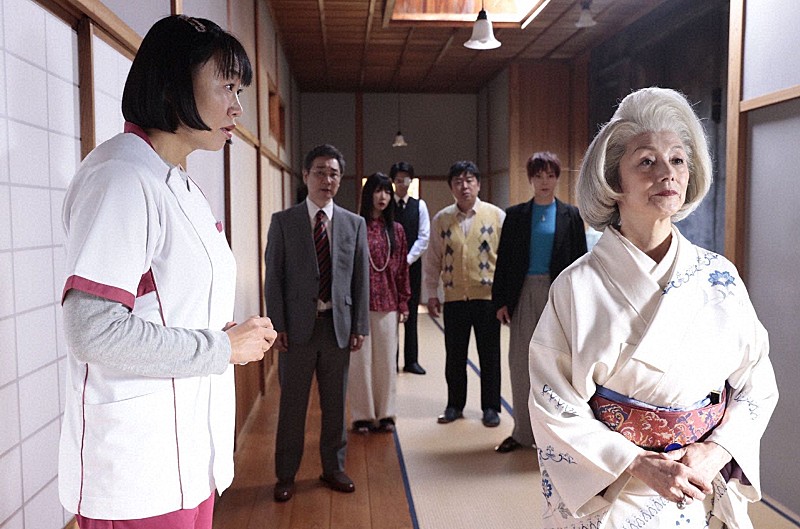 「「プライベ－トバンカ－」介護士・“英美子”山崎静代の怪演に反響　「配役がリアル」「ボクシング使い始めるの笑った」」1枚目/1