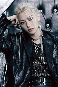 LiSA、フィリックス（Stray Kids）とのコラボ曲「ReawakeR」ティザー