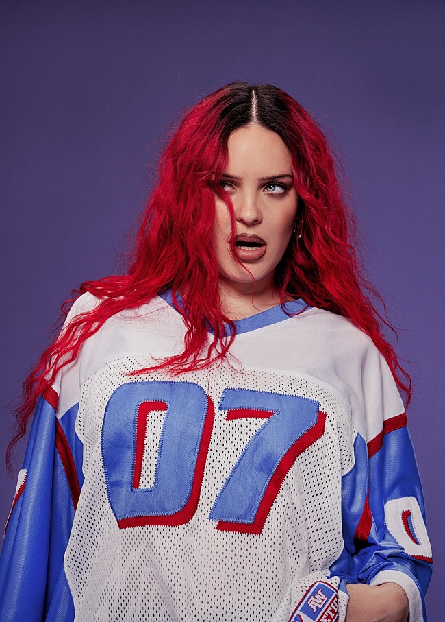 「アン・マリー、2曲入り新プロジェクト配信＆「Don’t Panic」MV公開」1枚目/2