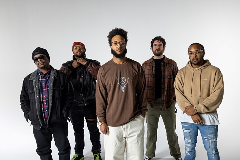 ブッチャー・ブラウン、名曲「Dinorah Dinorah」をカバー