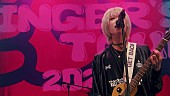 「ねぐせ。、アニメ『メダリスト』ED主題歌「アタシのドレス」ライブ映像を公開」1枚目/2