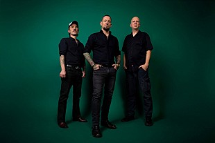 「ヴォルビート、約4年ぶりのニューALより「バイ・ア・モンスターズ・ハンド」公開」