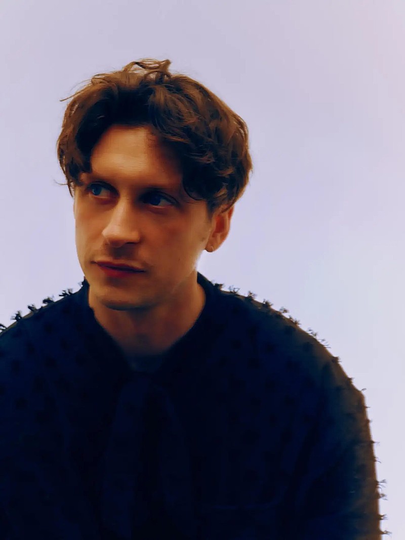 バリー・キャント・スウィム、ニュー・シングル「The Person You’d Like To Be」公開 