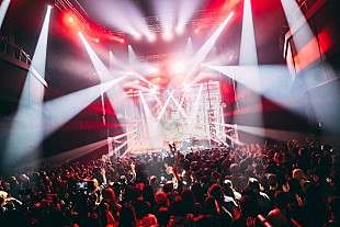 「edhiii boiのワンマンライブにNovel Core＆SOTA（BE:FIRST）登場、1stツアー＆ファンクラブ開設を発表」