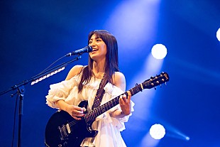 「＜ライブレポート＞miwa、デビュー15周年記念『guitarissimo』再現ライブで見せた“原点回帰”の音楽愛」