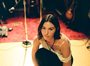 「グレイシー・エイブラムス、ロンドン公演で初披露した新曲「Death Wish」のライブ音源公開」