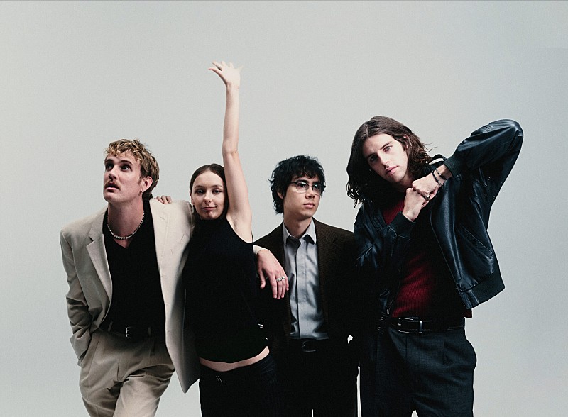 スペイシー・ジェーン、ニューALより「Through My Teeth」公開